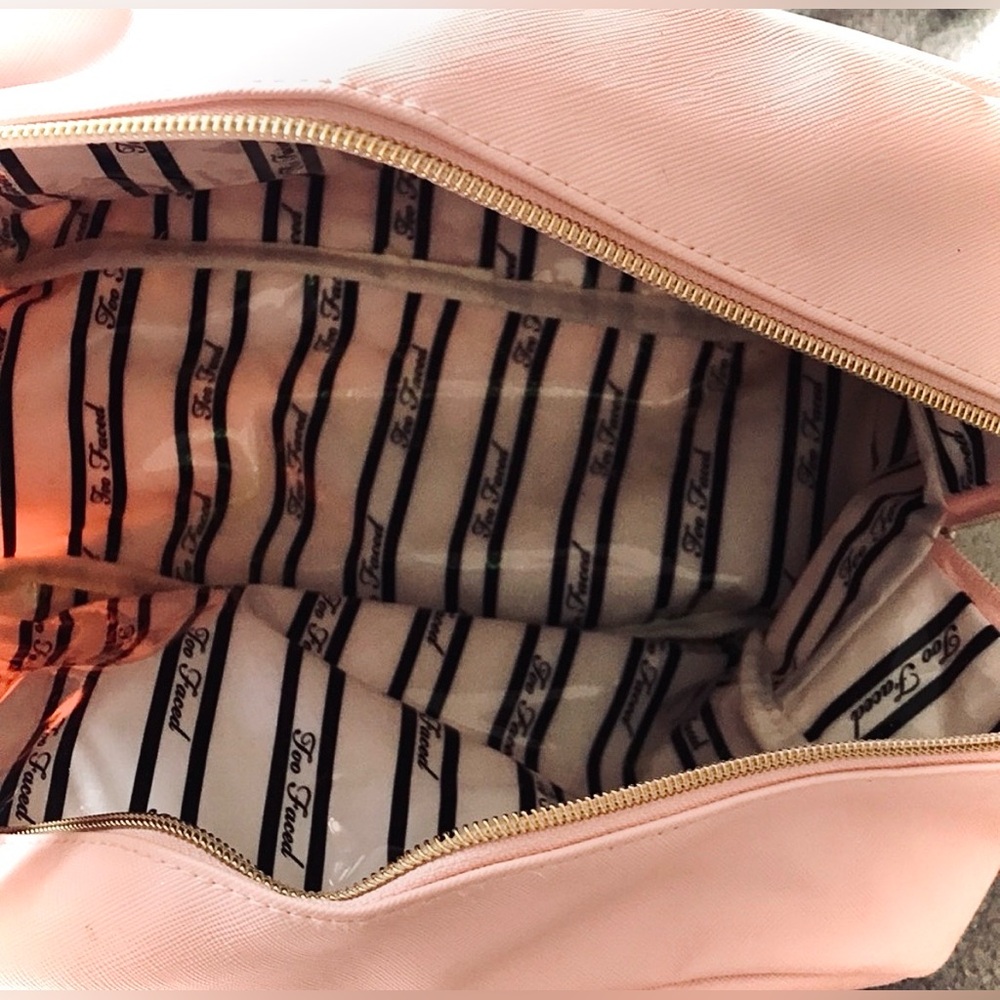 Too Faced Heart Design Pink Cosmetic Case Extra Large! Roomy!! EUC (PM-5) - Picture 7 of 11